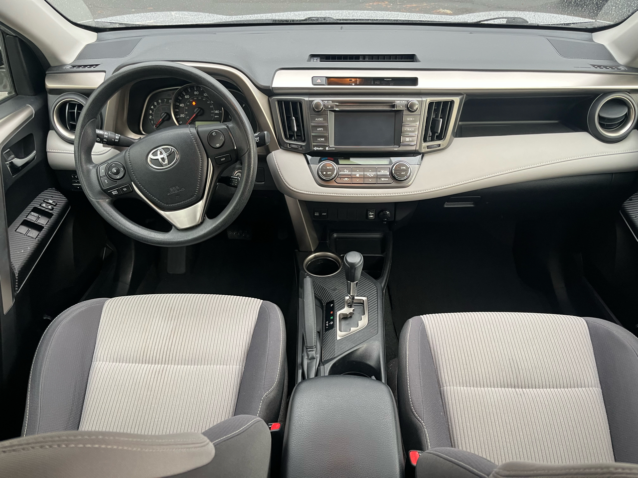 Toyota RAV4 AWD 4dr XLE (Natl) 2014