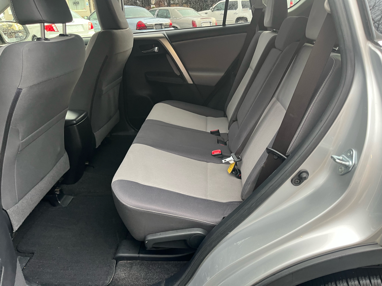 Toyota RAV4 AWD 4dr XLE (Natl) 2014