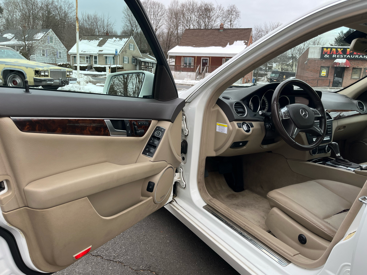 Mercedes-Benz C-Class 4dr Sdn C 300 Sport 4MATIC 2013