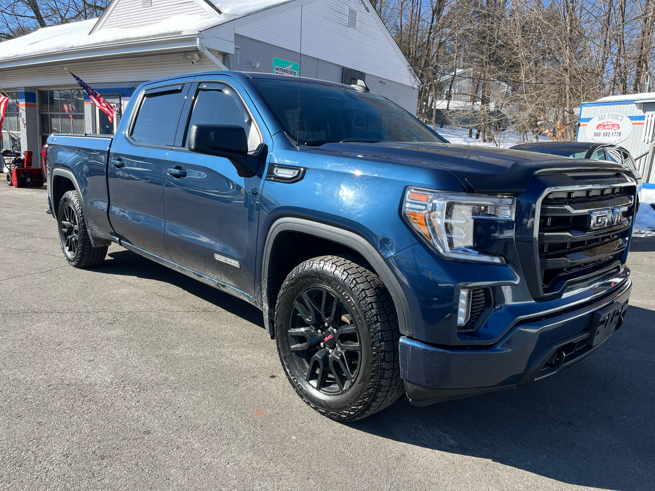 GMC Sierra 1500 4WD Crew Cab 157" Elevation 2021