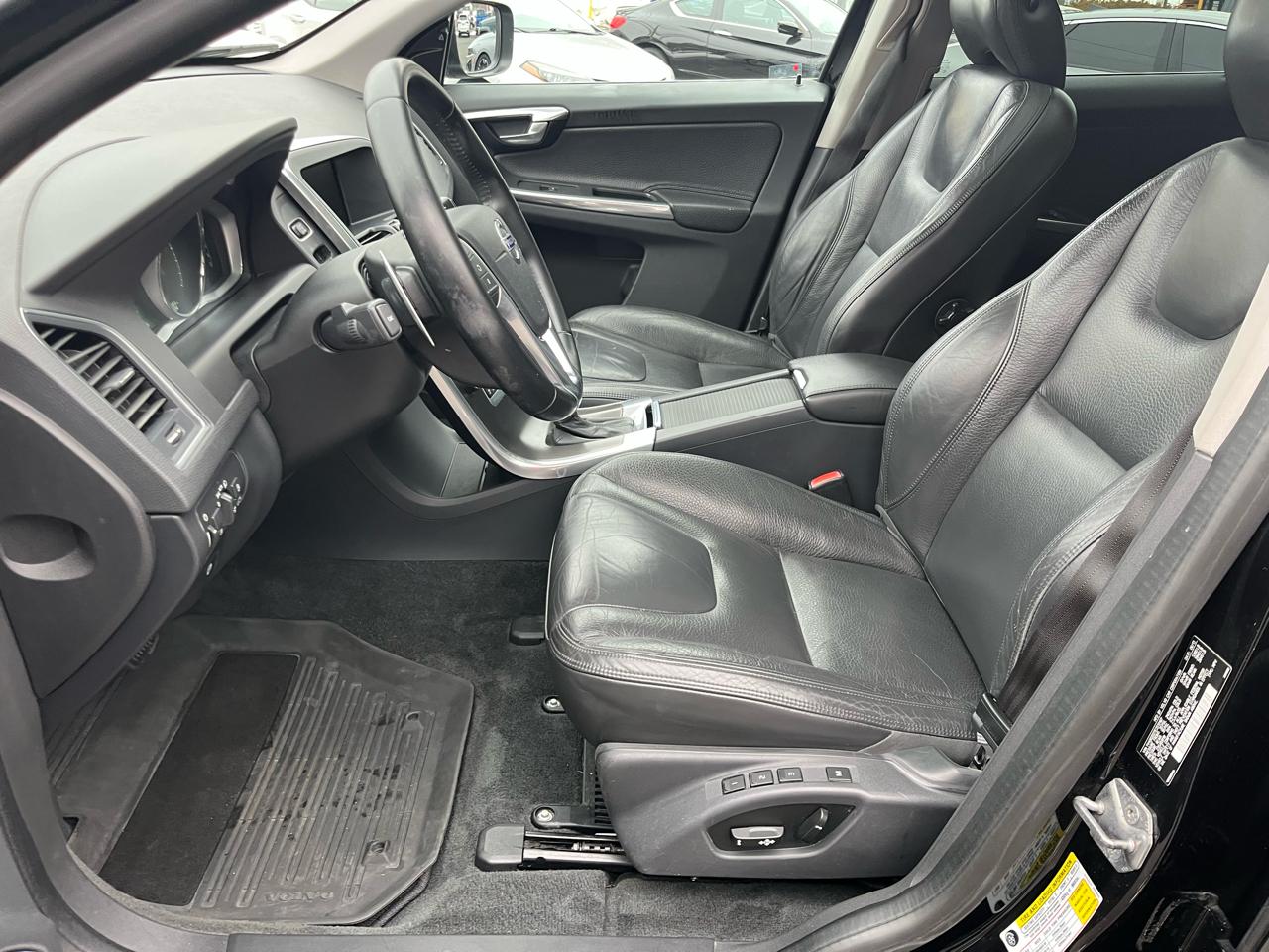 Volvo XC60 AWD 4dr 3.0L 2014