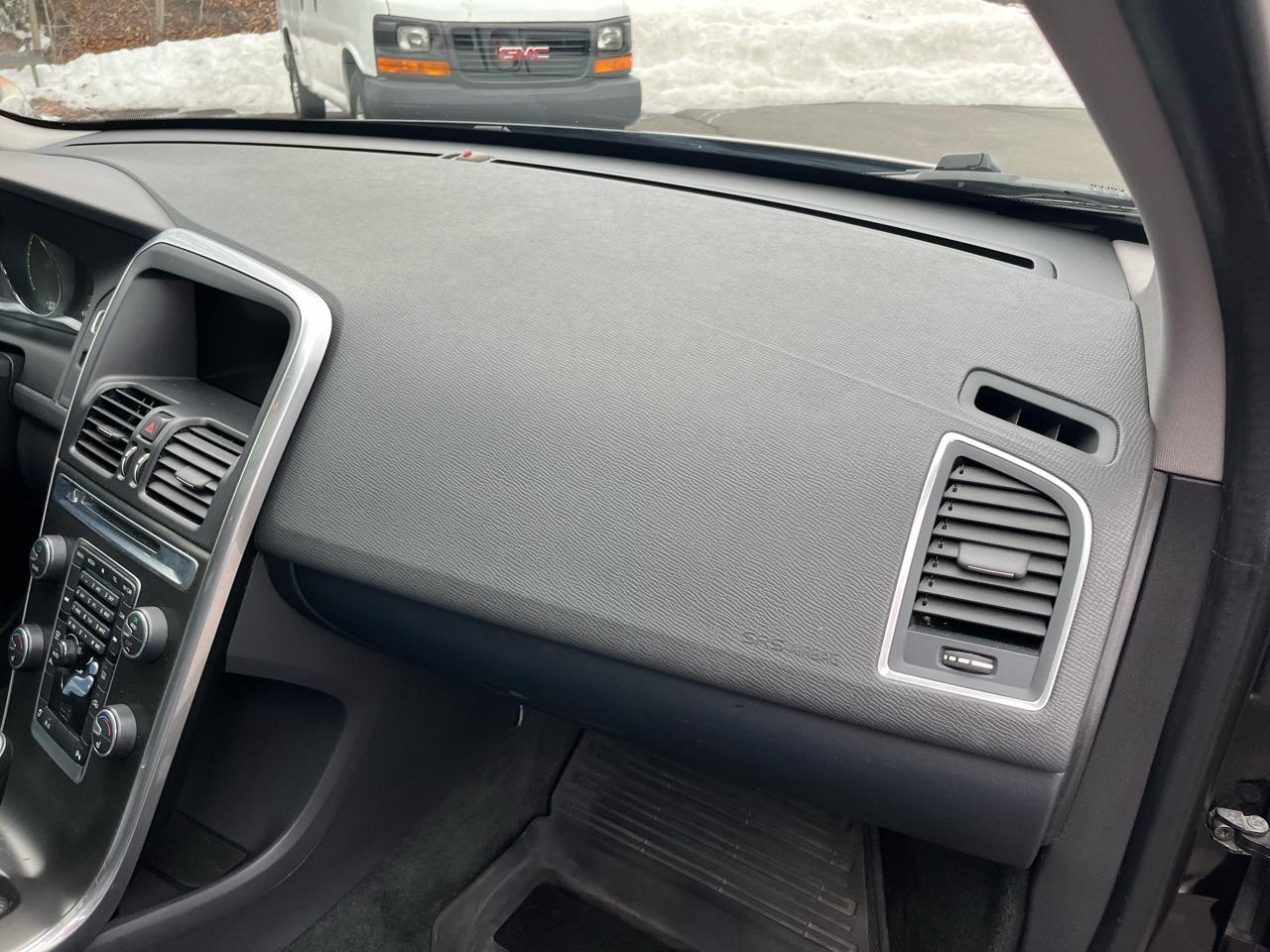 Volvo XC60 AWD 4dr 3.0L 2014