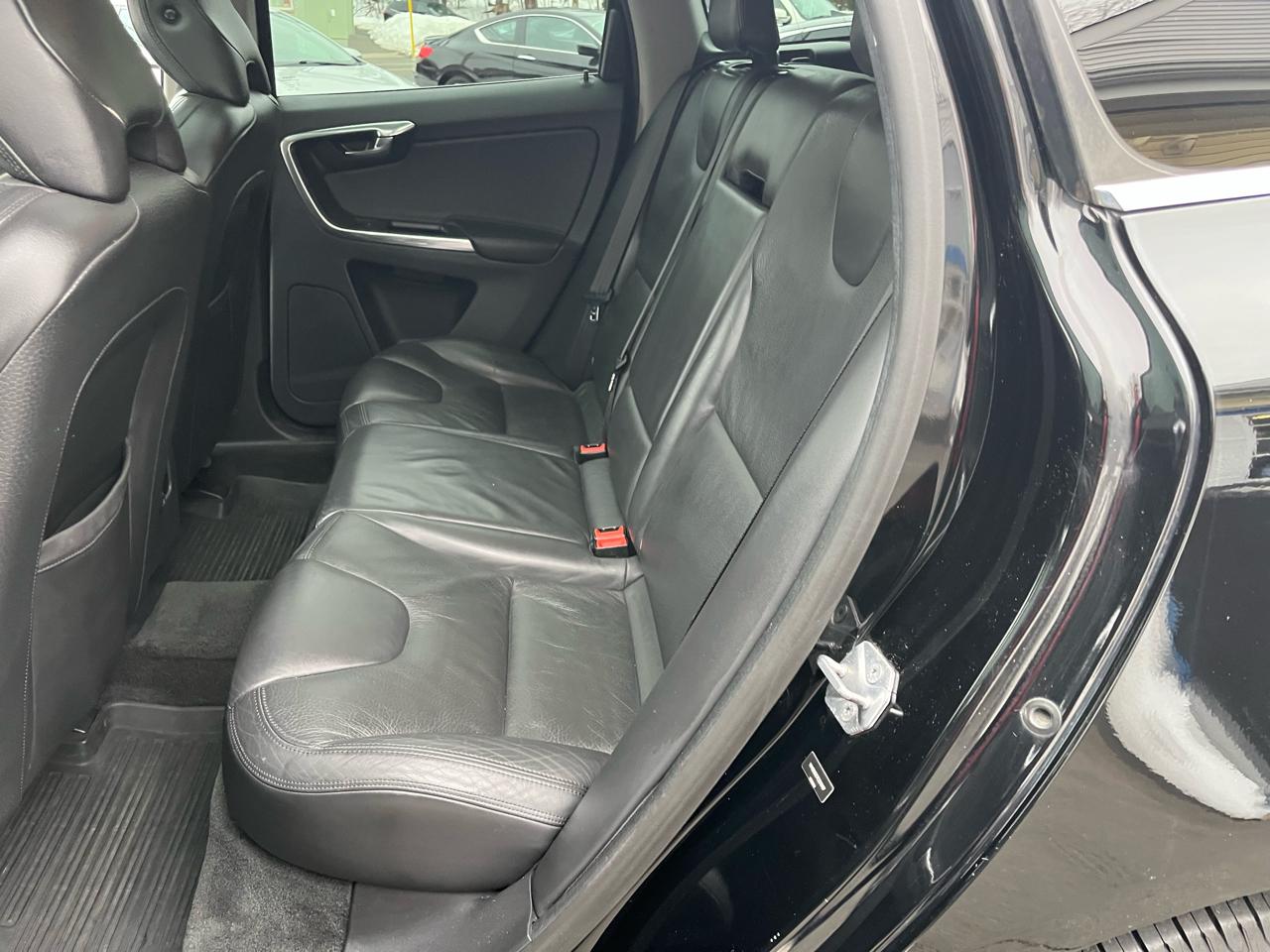 Volvo XC60 AWD 4dr 3.0L 2014