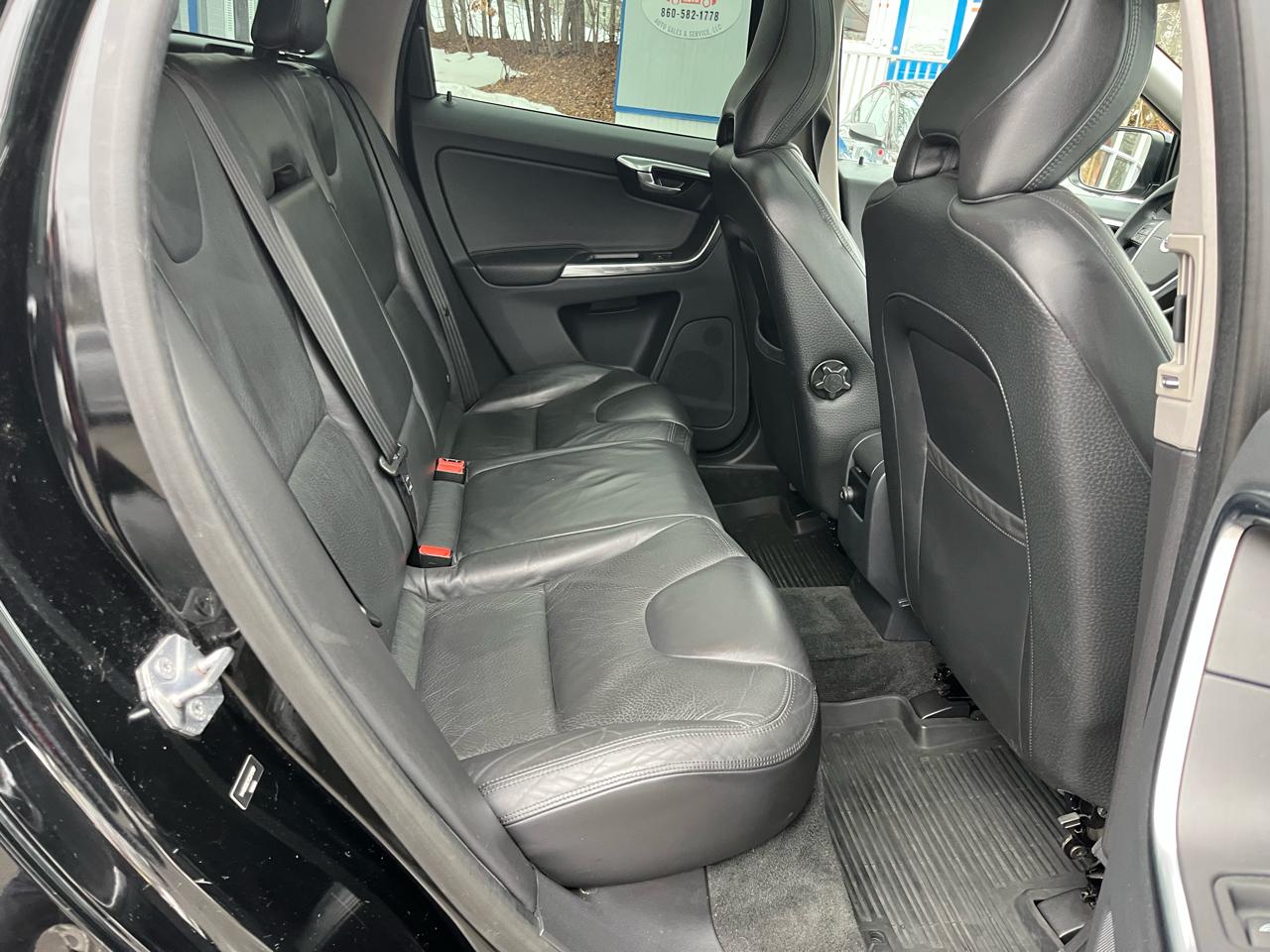 Volvo XC60 AWD 4dr 3.0L 2014