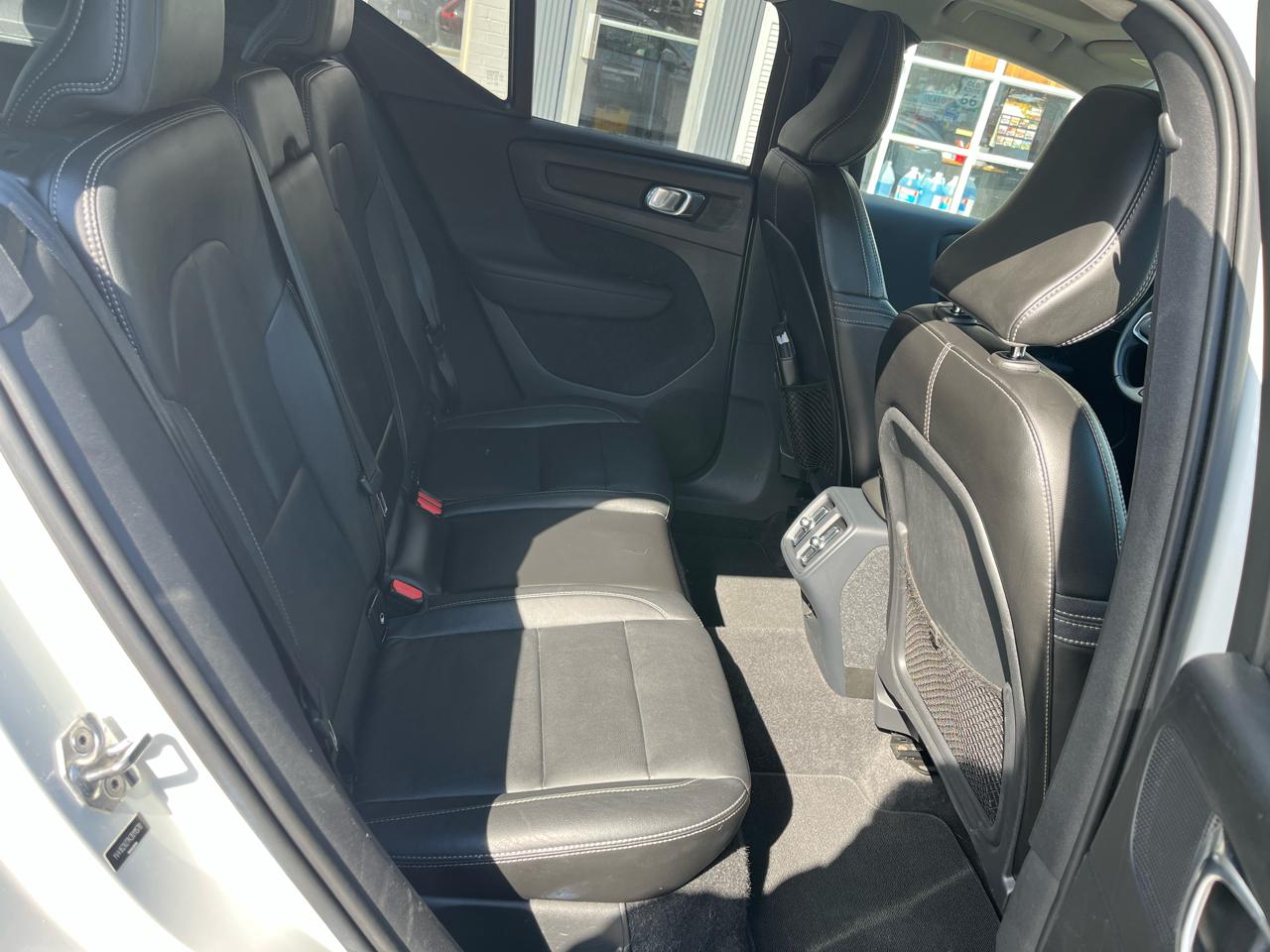 Volvo XC40 T5 AWD Momentum 2019