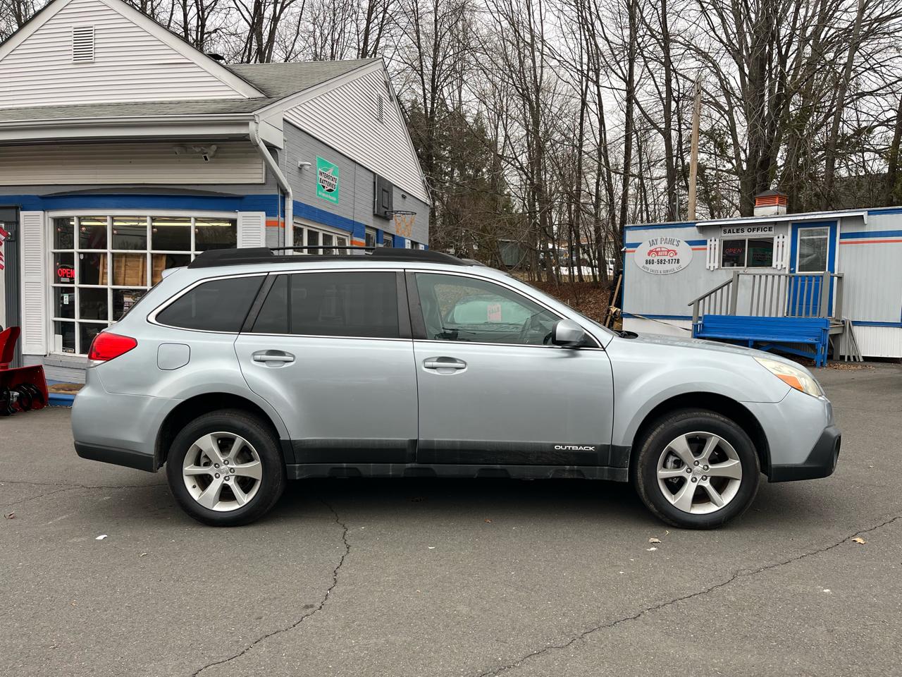 Subaru Outback 4dr Wgn H4 Auto 2.5i Limited 2013