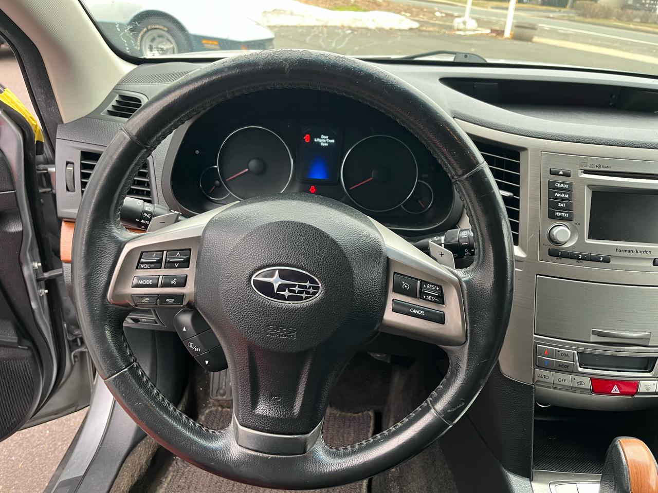 Subaru Outback 4dr Wgn H4 Auto 2.5i Limited 2013