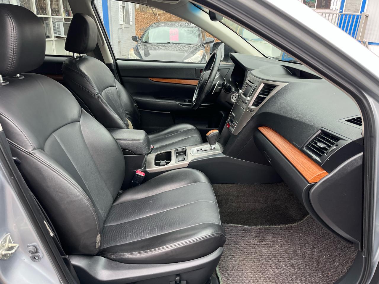 Subaru Outback 4dr Wgn H4 Auto 2.5i Limited 2013