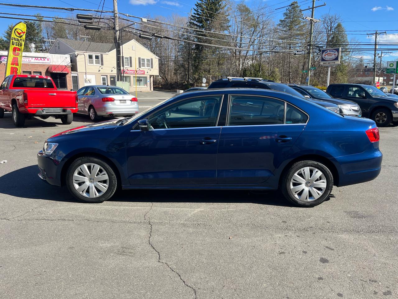 Volkswagen Jetta Sedan 4dr Man SE PZEV 2013