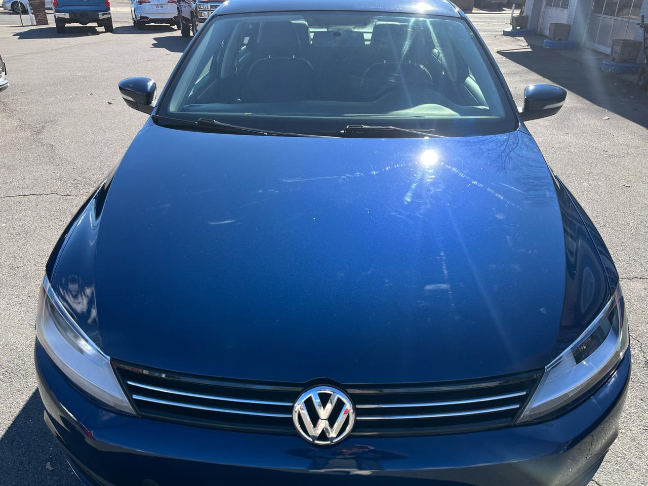 Volkswagen Jetta Sedan 4dr Man SE PZEV 2013