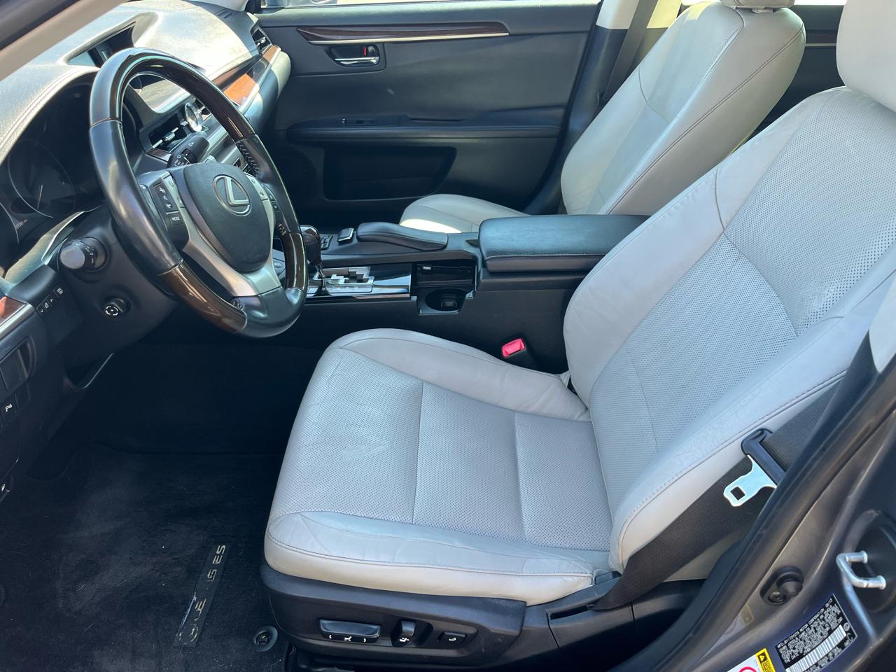 Lexus ES 350 4dr Sdn 2013