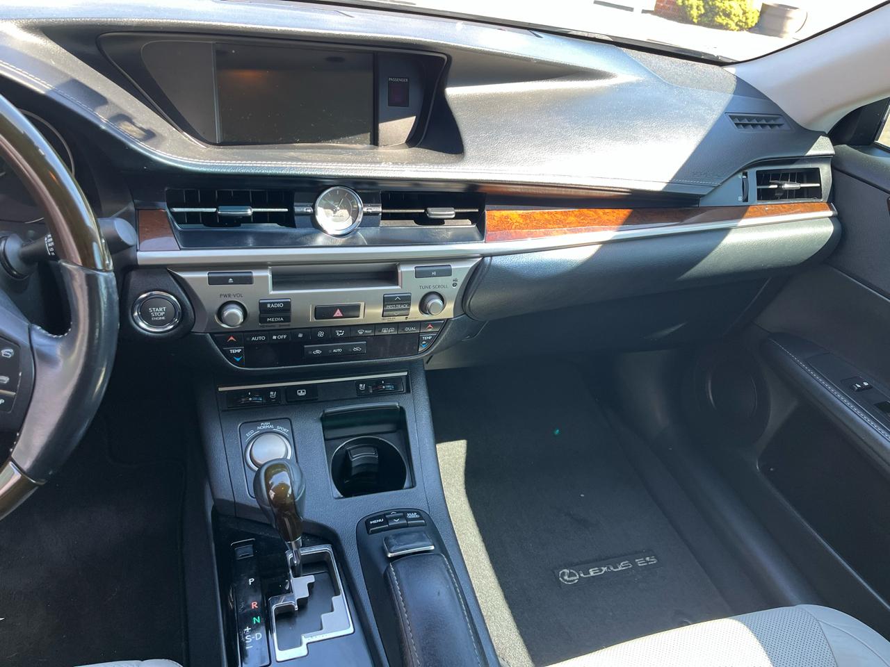 Lexus ES 350 4dr Sdn 2013