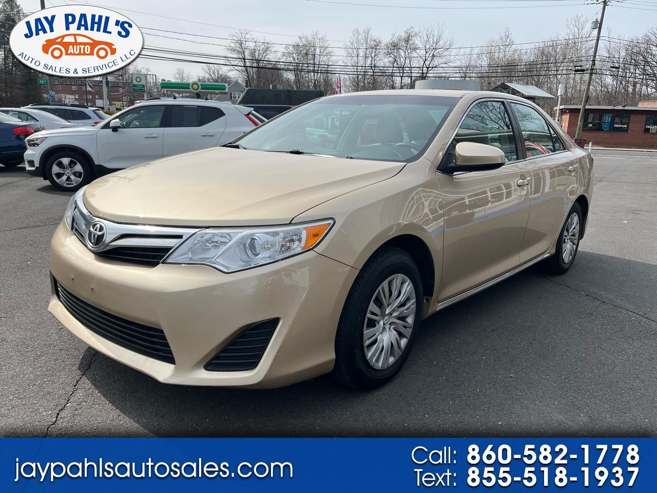 2012 Toyota Camry 4dr Sdn I4 Auto LE (Natl)