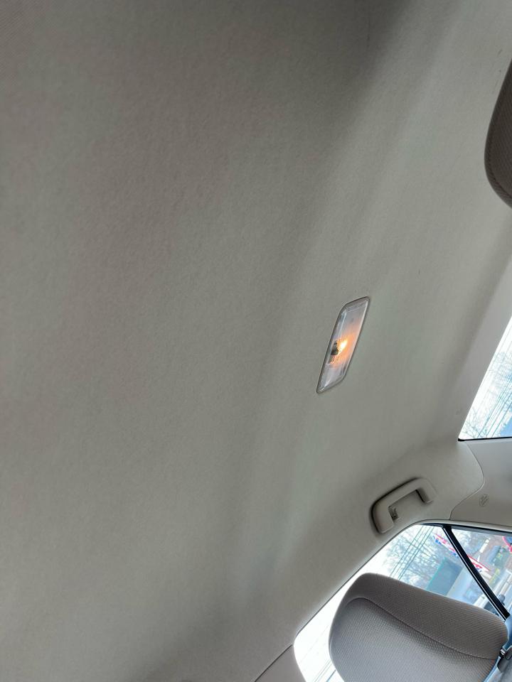 Toyota Camry 4dr Sdn I4 Auto LE (Natl) 2012