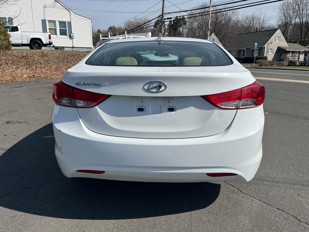 Hyundai Elantra 4dr Sdn Auto GLS PZEV (Alabama Plant) 2012