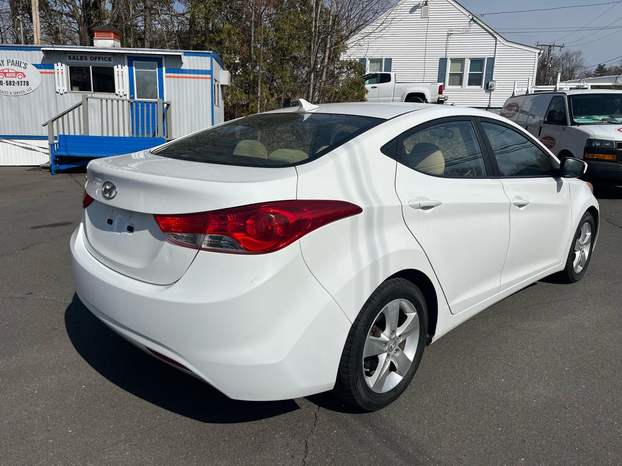 Hyundai Elantra 4dr Sdn Auto GLS PZEV (Alabama Plant) 2012