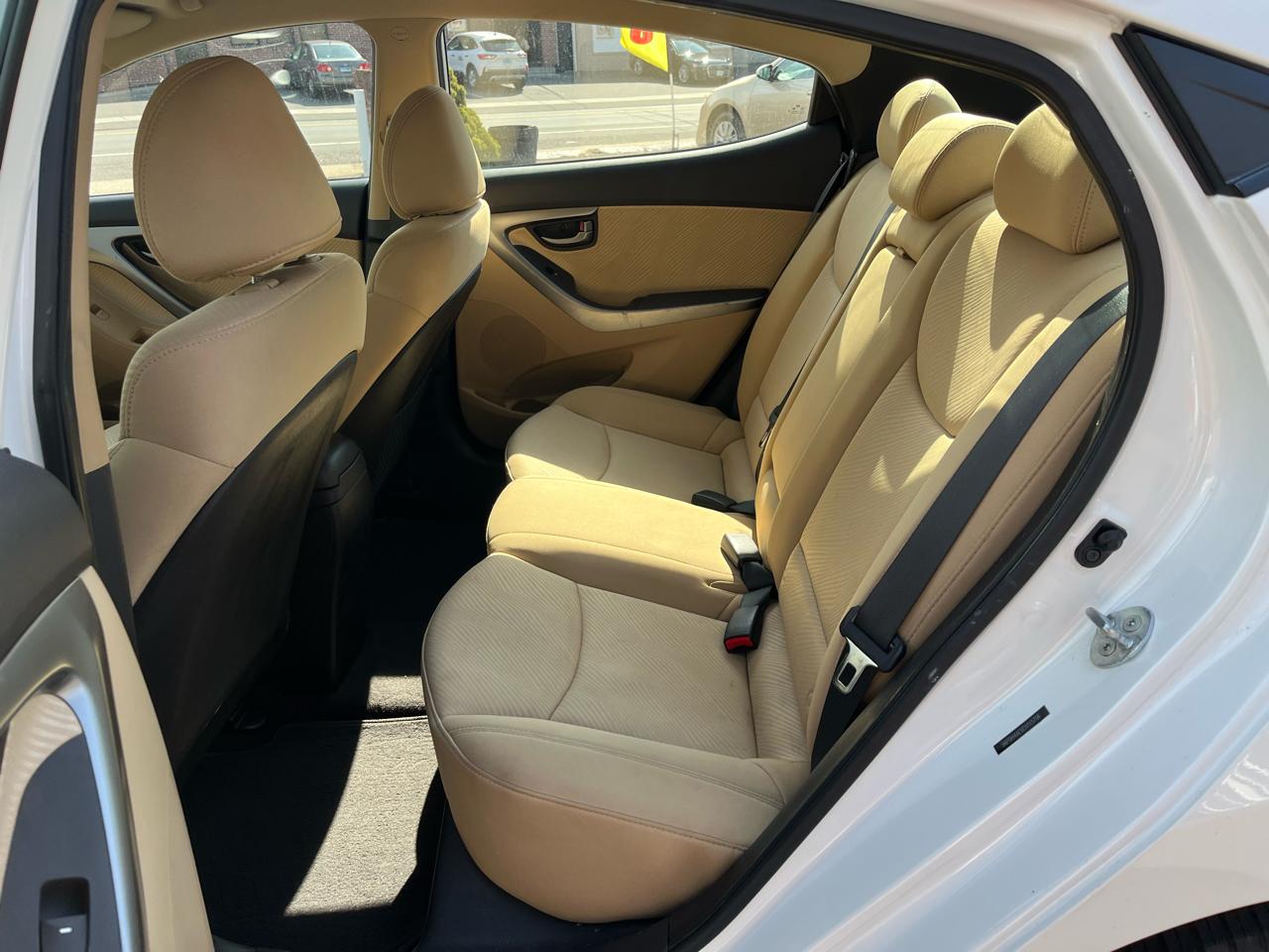 Hyundai Elantra 4dr Sdn Auto GLS PZEV (Alabama Plant) 2012