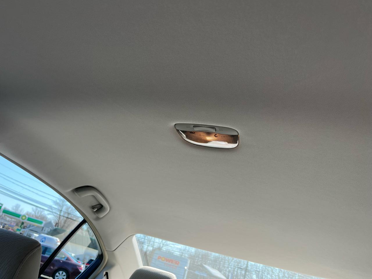 Subaru Legacy 4dr Sdn H4 Auto 2.5i Premium 2012