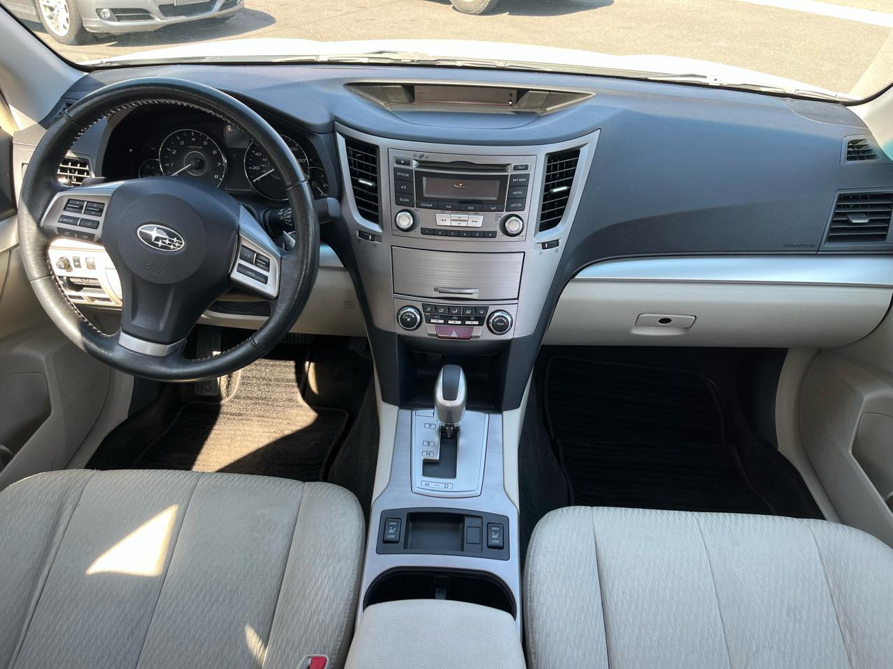 Subaru Legacy 4dr Sdn H4 Auto 2.5i Premium 2012