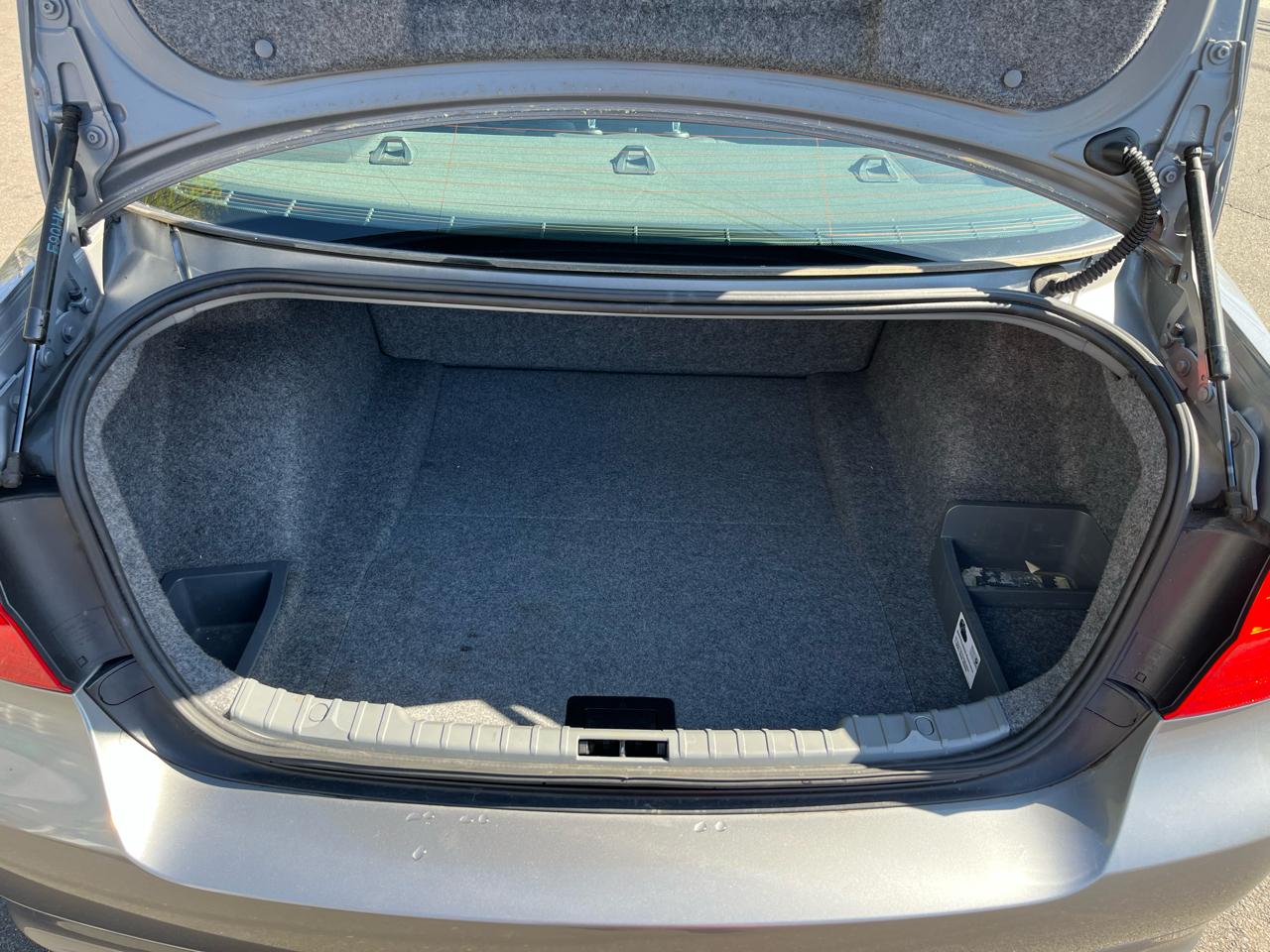 BMW 3 Series 4dr Sdn 328i xDrive AWD SULEV 2010