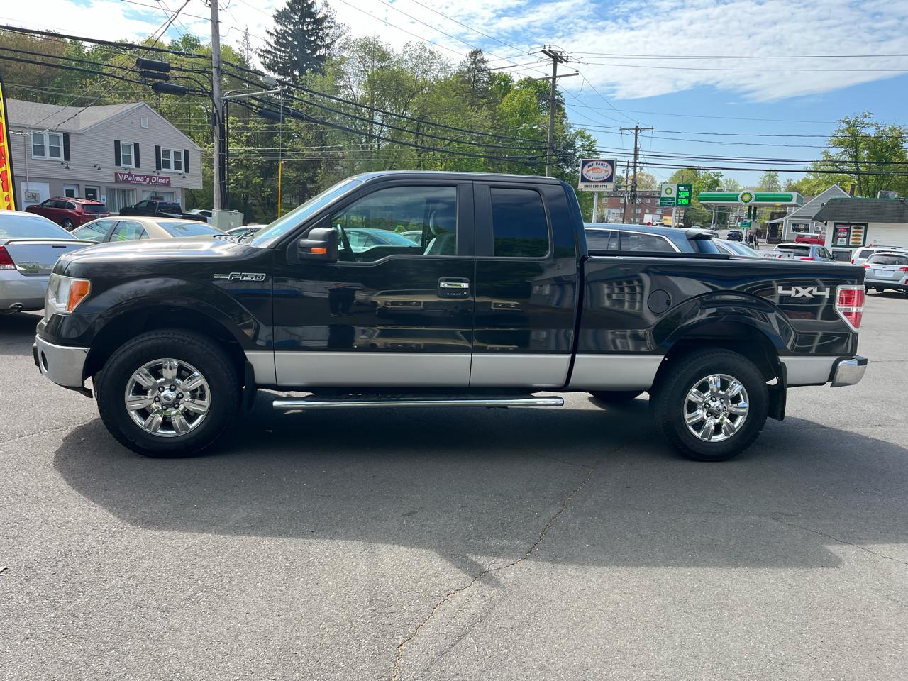 Ford F-150 4WD SuperCab 145" XLT 2011