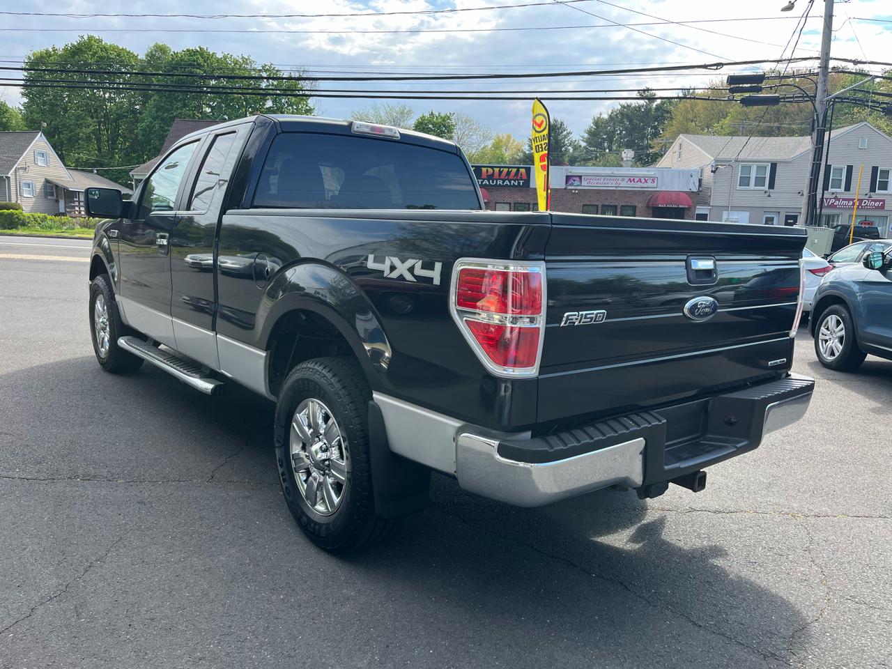 Ford F-150 4WD SuperCab 145" XLT 2011