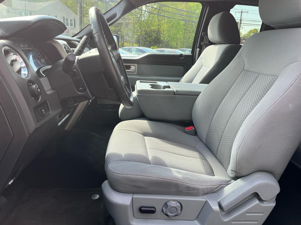 Ford F-150 4WD SuperCab 145" XLT 2011