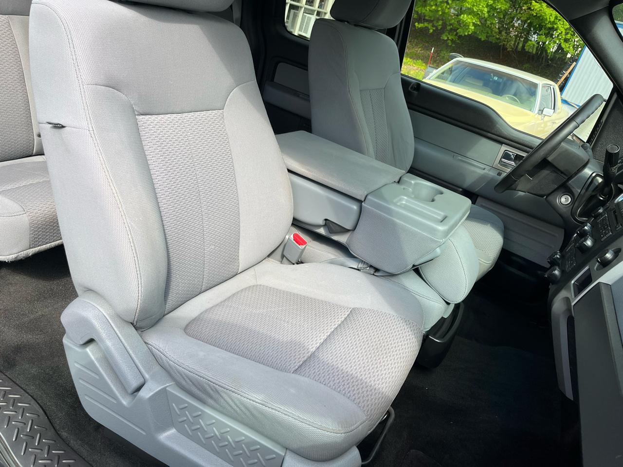Ford F-150 4WD SuperCab 145" XLT 2011