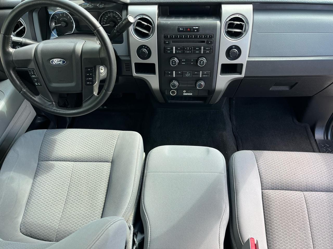 Ford F-150 4WD SuperCab 145" XLT 2011