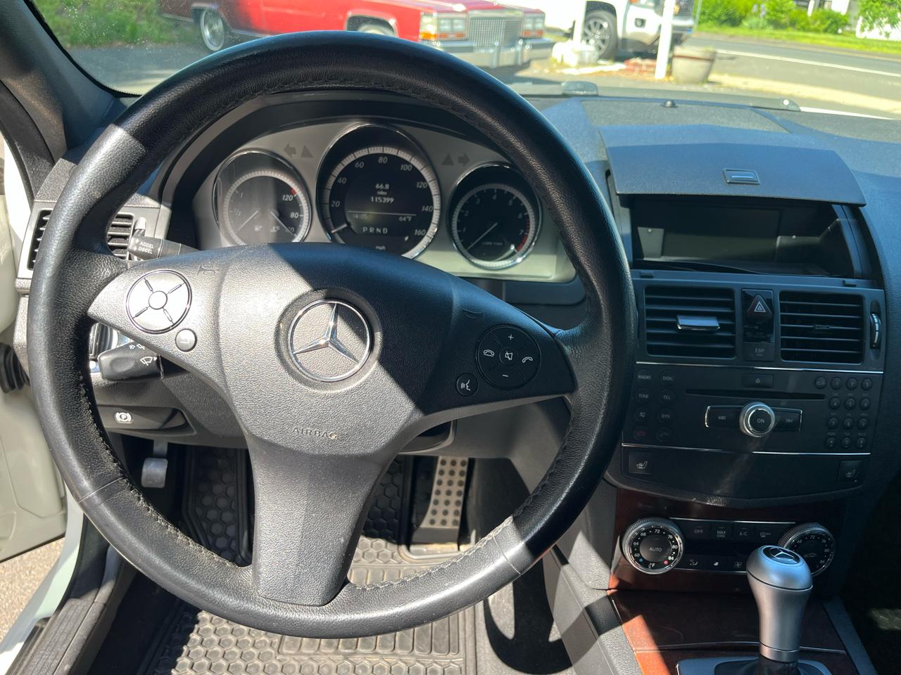 Mercedes-Benz C-Class 4dr Sdn 3.0L Sport 4MATIC 2009
