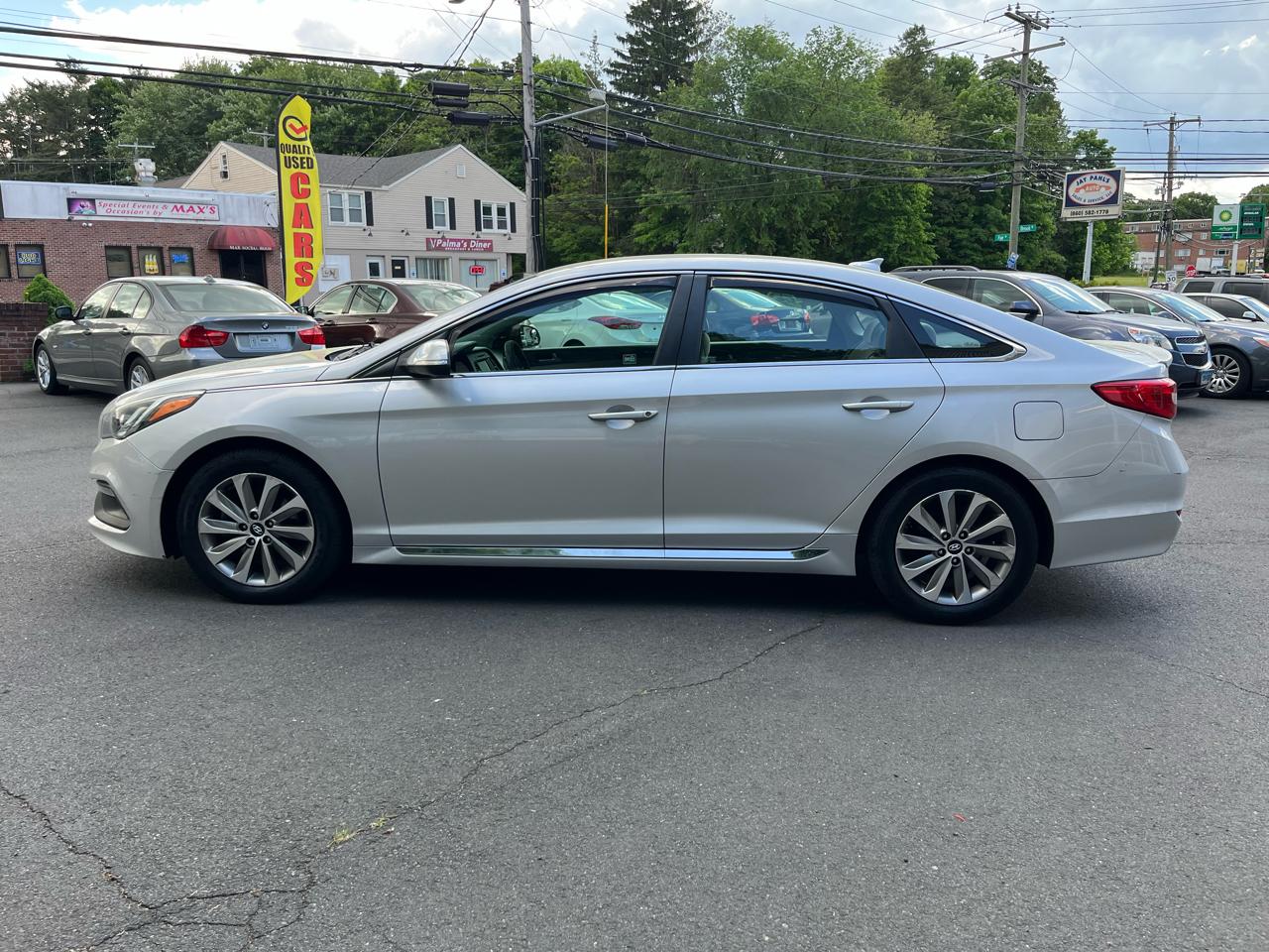 Hyundai Sonata 4dr Sdn 2.4L Sport PZEV 2016