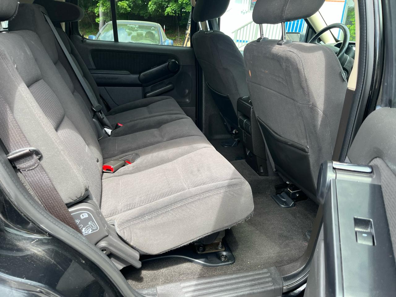 Ford Explorer RWD 4dr XLT 2010