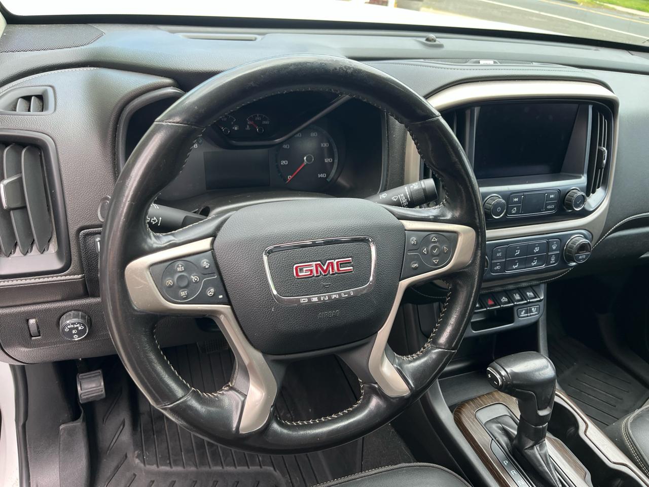 GMC Canyon 4WD Crew Cab 128.3" Denali 2019