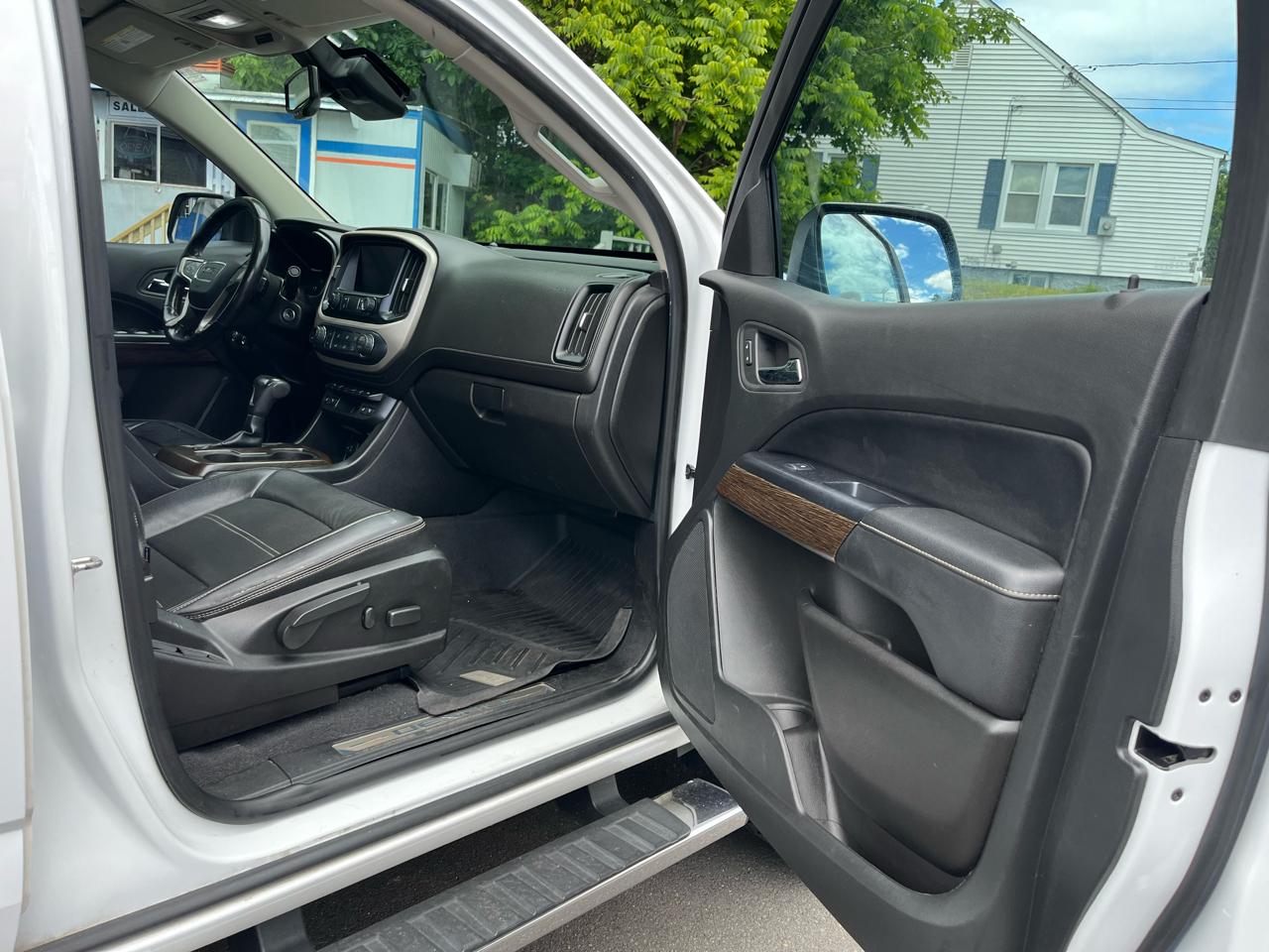 GMC Canyon 4WD Crew Cab 128.3" Denali 2019