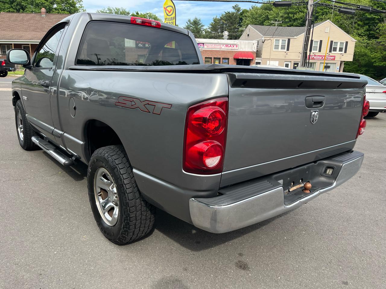 Dodge Ram 1500 2WD Reg Cab 120.5" ST 2008