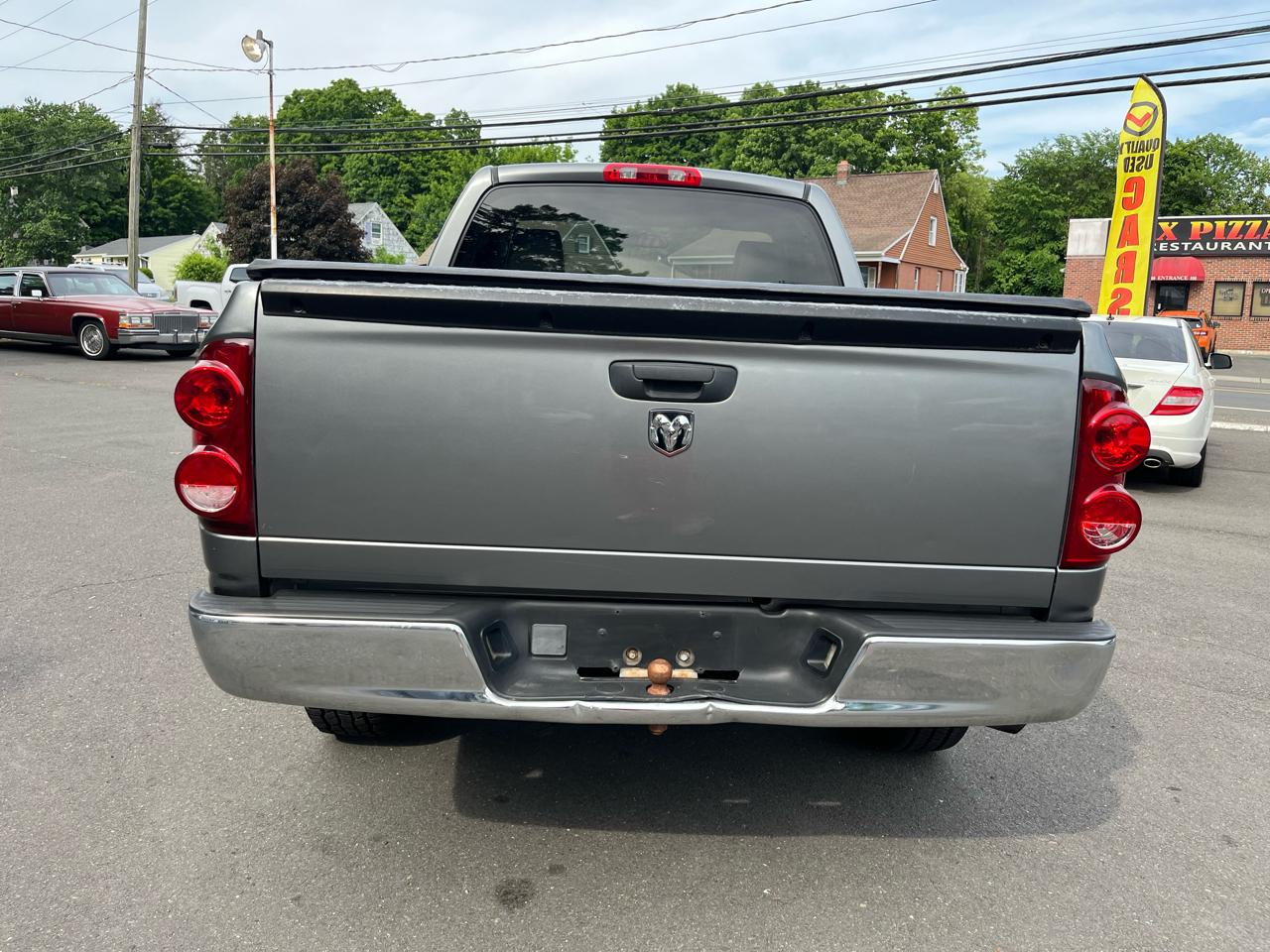 Dodge Ram 1500 2WD Reg Cab 120.5" ST 2008