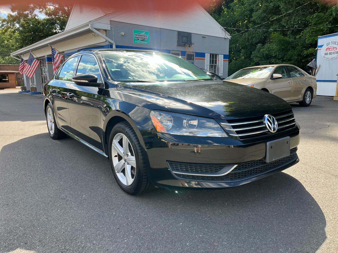 Volkswagen Passat 4dr Sdn 2.5L Auto SE PZEV 2012