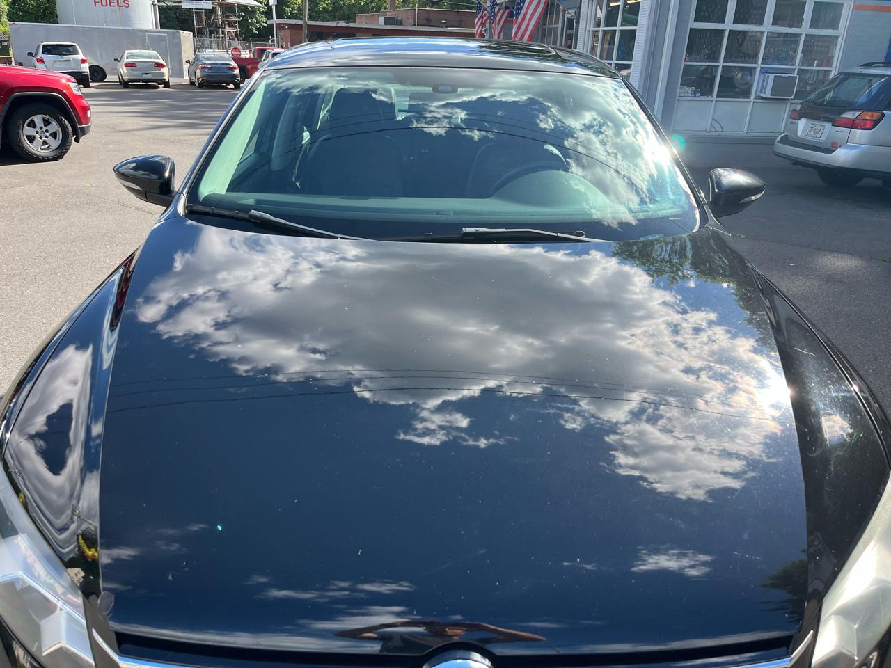 Volkswagen Passat 4dr Sdn 2.5L Auto SE PZEV 2012