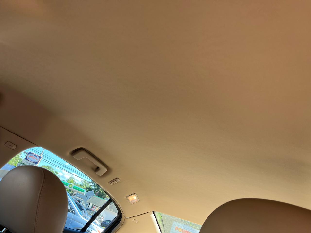 Buick Lucerne 4dr Sdn CXL Premium 2011