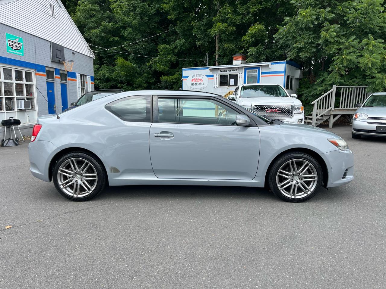 Scion tC 2dr HB Auto (Natl) 2011