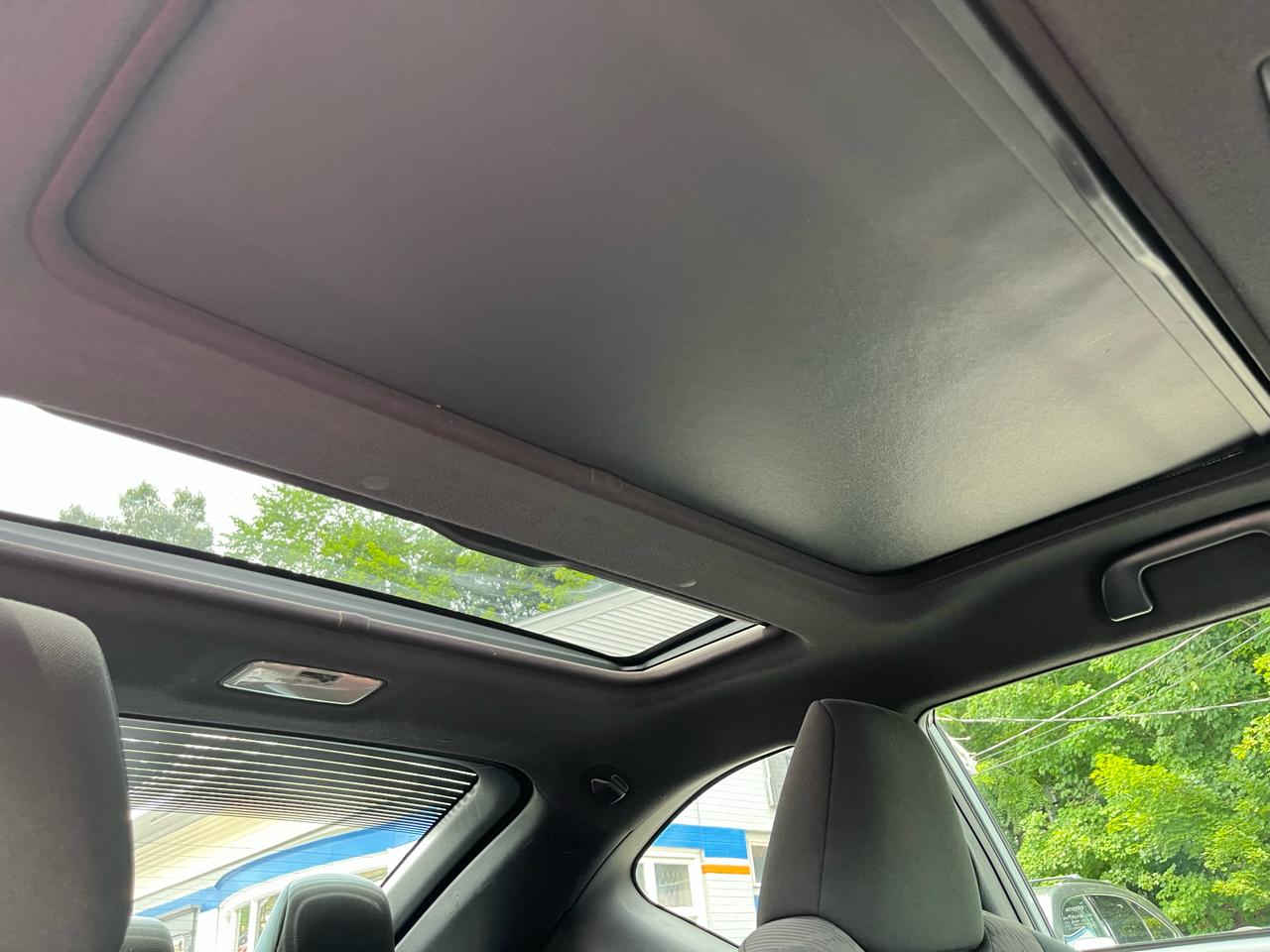 Scion tC 2dr HB Auto (Natl) 2011