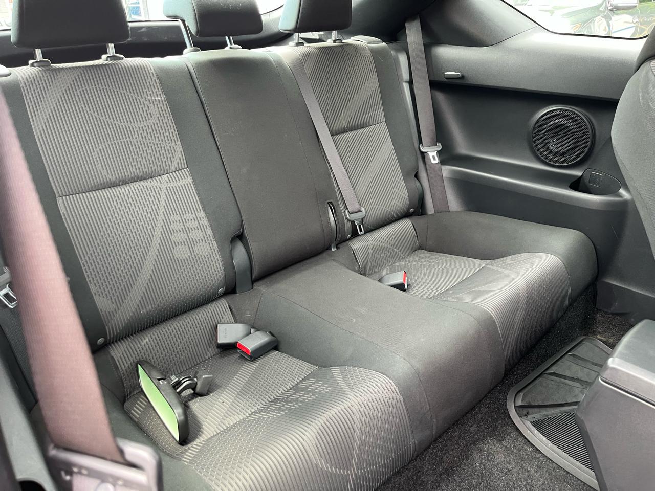 Scion tC 2dr HB Auto (Natl) 2011