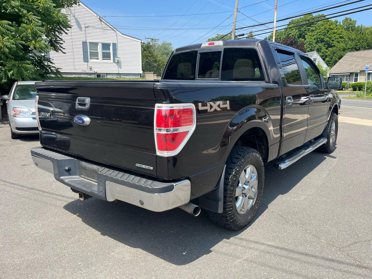 Ford F-150 4WD SuperCrew 145" XLT 2013