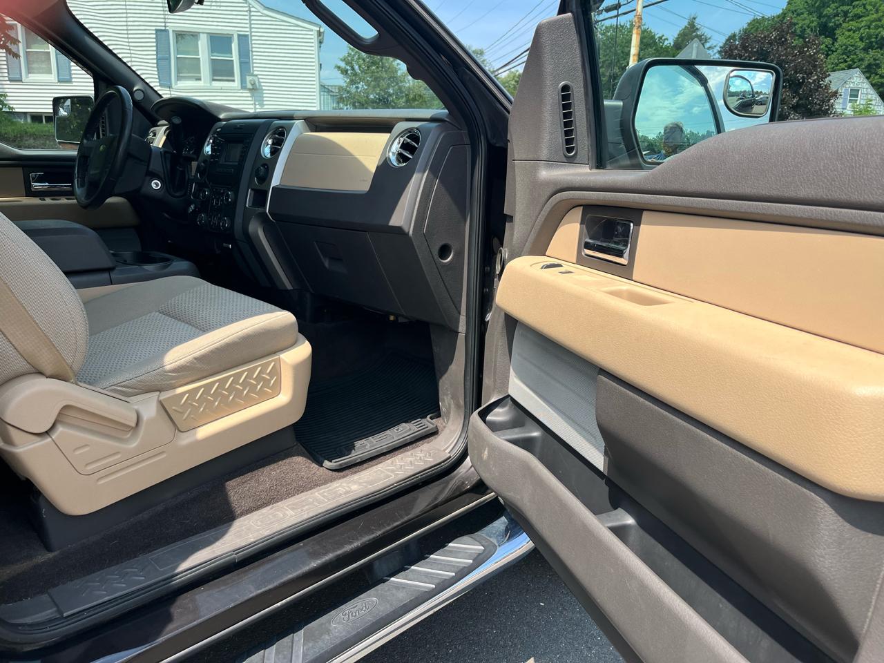 Ford F-150 4WD SuperCrew 145" XLT 2013