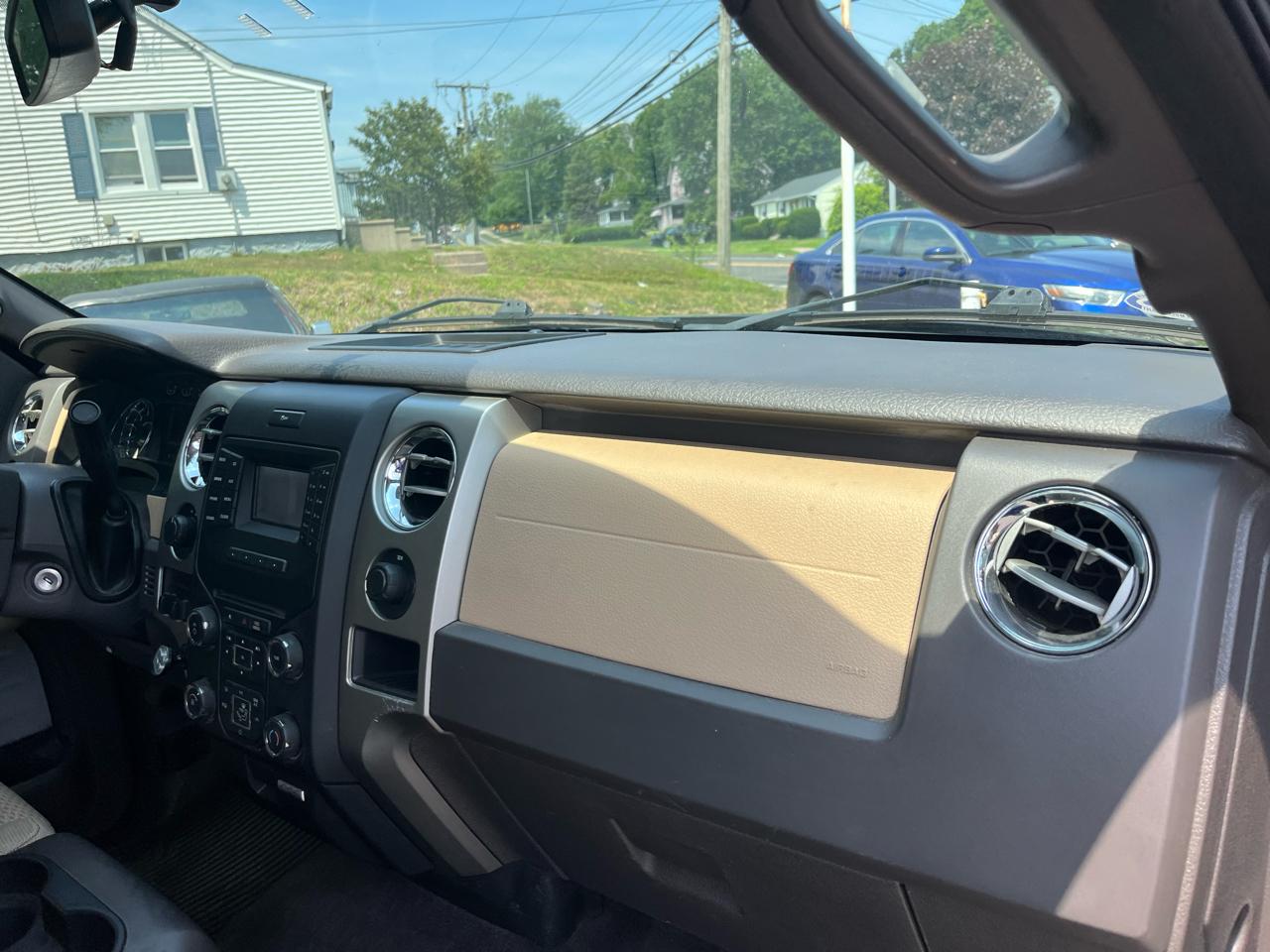Ford F-150 4WD SuperCrew 145" XLT 2013