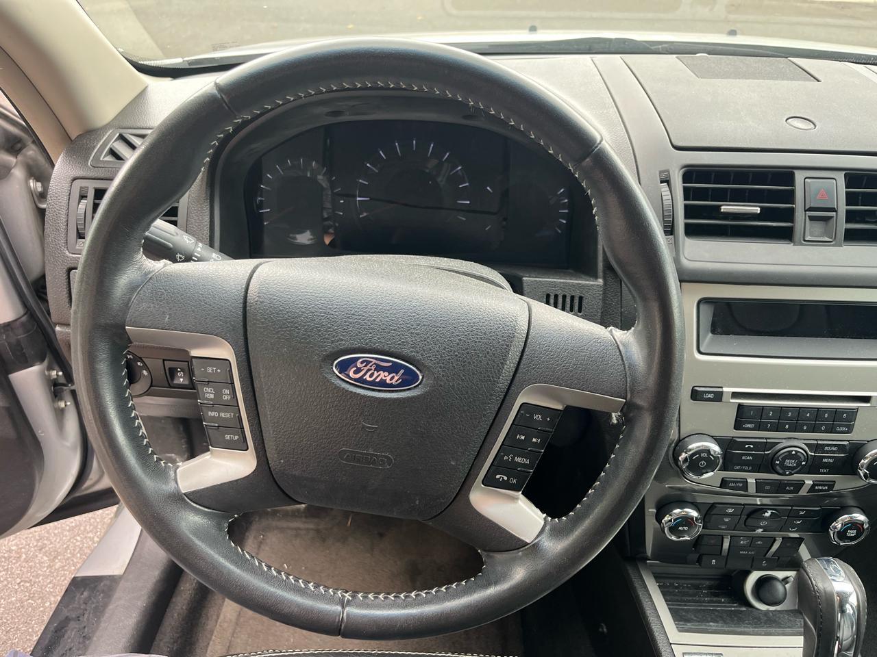 Ford Fusion 4dr Sdn SEL FWD 2010