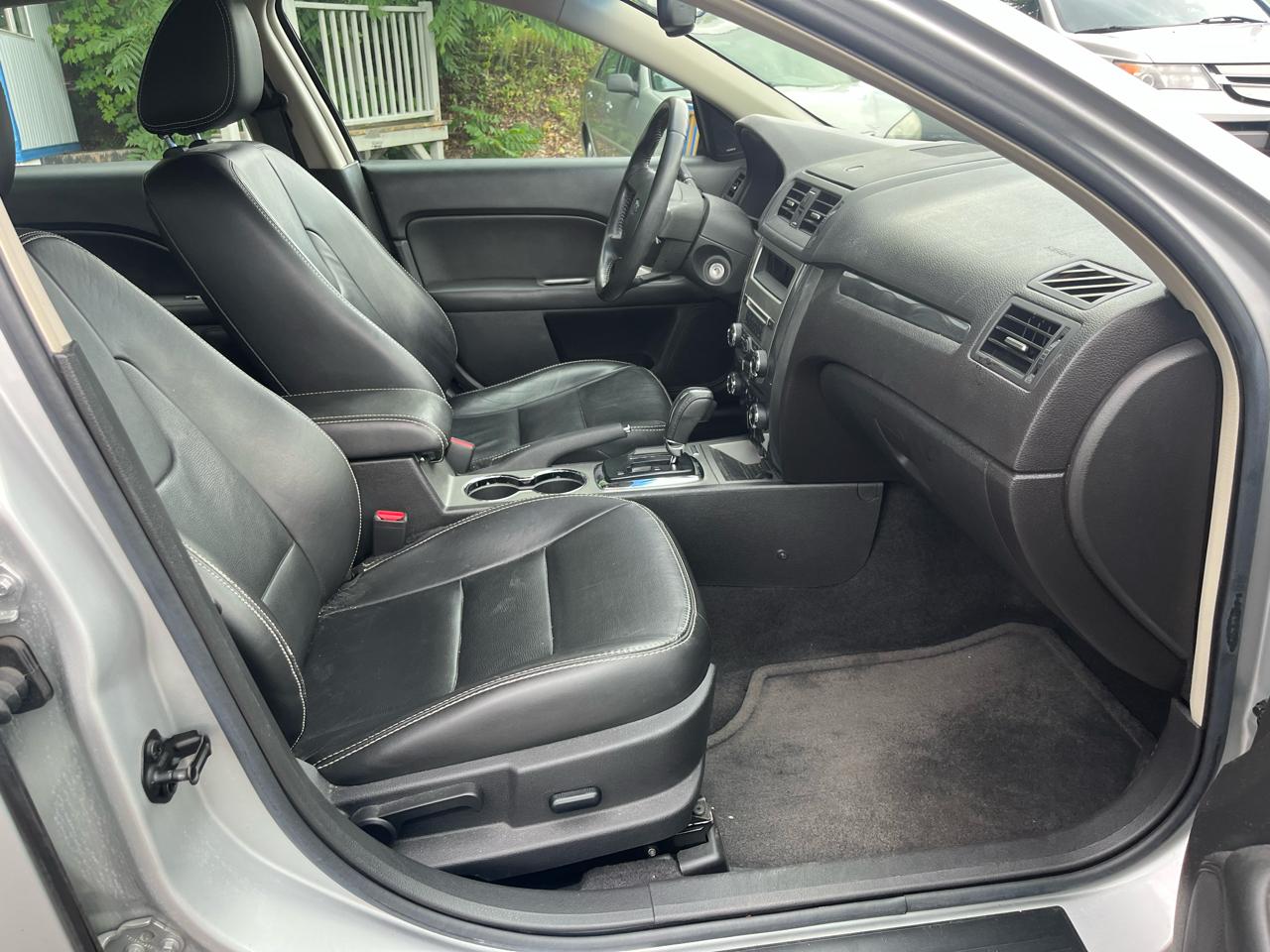 Ford Fusion 4dr Sdn SEL FWD 2010