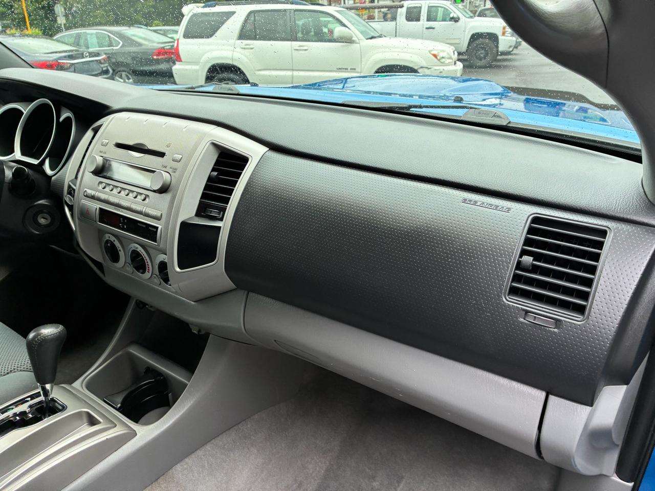 Toyota Tacoma 4WD Double Cab V6 AT SR5 (Natl) 2007