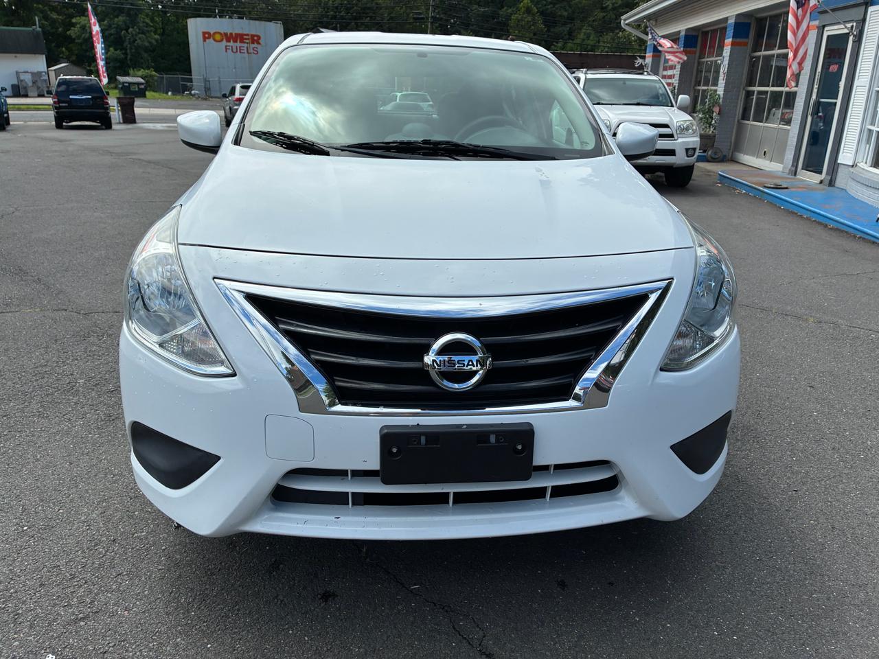Nissan Versa 4dr Sdn Manual 1.6 S 2016