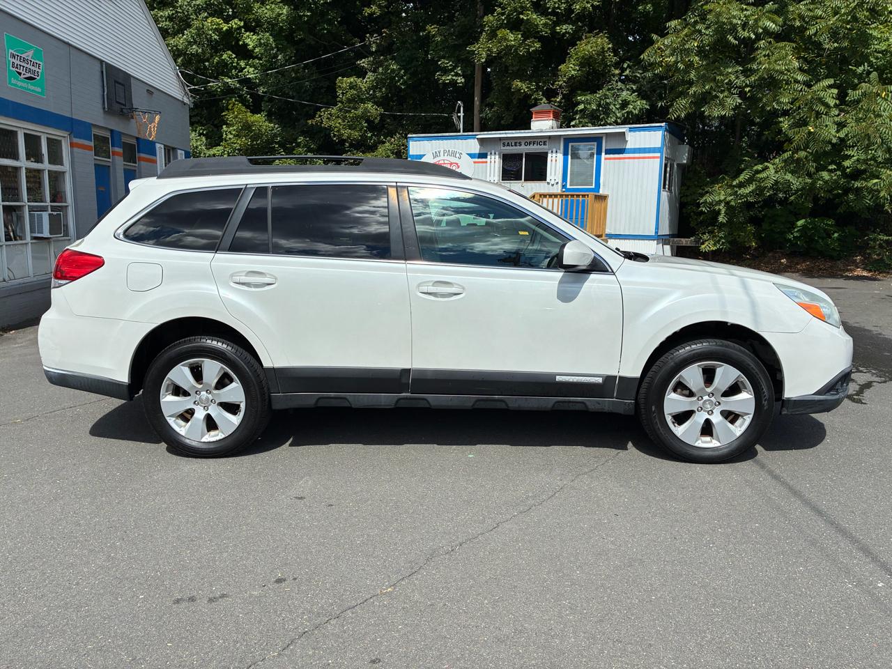 Subaru Outback 4dr Wgn H4 Auto 2.5i Premium 2012